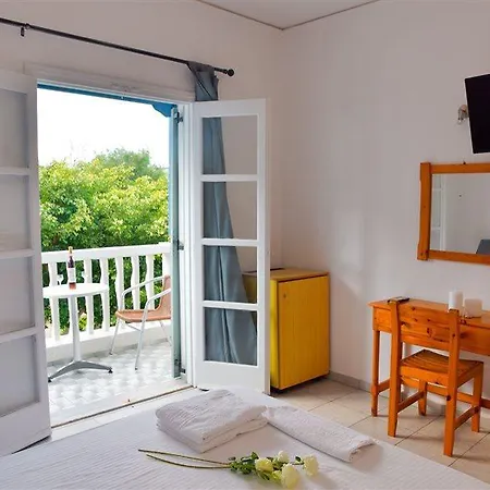 Lefkothea Hotell Kamári