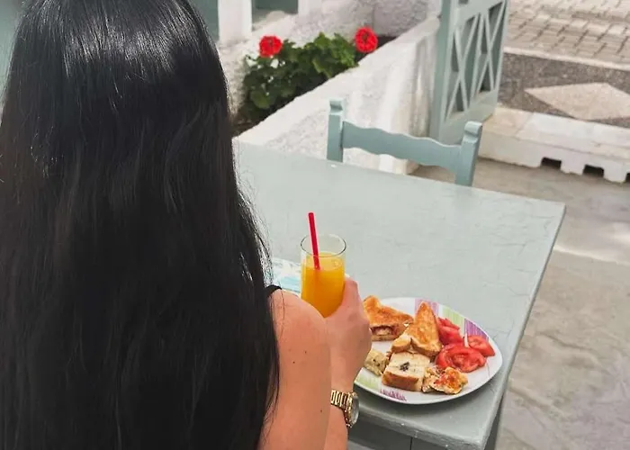 ホテル Lefkothea 2*