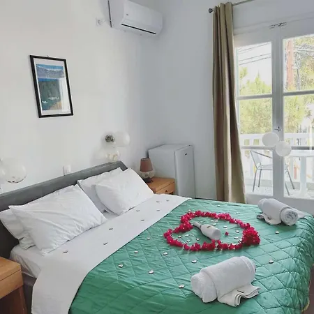 Lefkothea Hotel Kamari (Santorini)